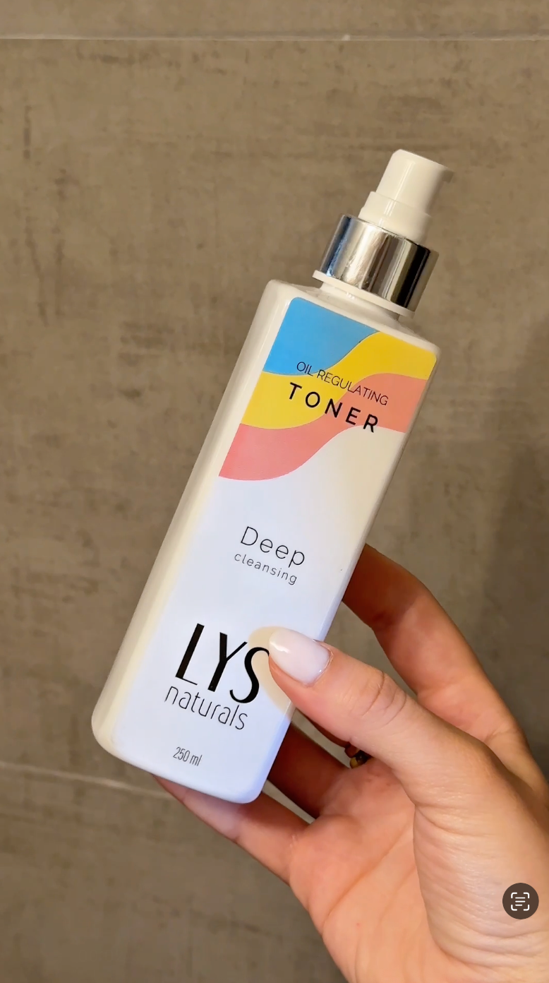 Oil Regulating Toner and Acne Treatment 250 ML